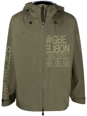 Moncler Grenoble veste Fel à logo imprimé - Vert Moncler Grenoble veste Fel à logo imprimé - Vert