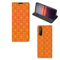 Sony Xperia 5 II Hoesje met Magneet Batik Oranje