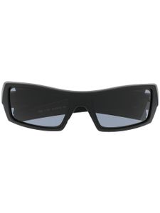 Oakley lunettes de soleil à plaque logo - Noir
