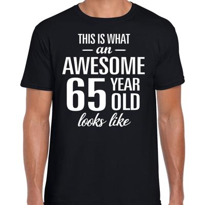 Awesome 65 year - 65 jaar verjaardag cadeau - t-shirt - zwart - heren
