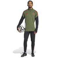 adidas Bayern München Trainingspak 1/4-Zip Europees 2025-2026 Groen Zwart Rood adidas Bayern München Trainingspak 1/4-Zip Europees 2025-2026 Groen Zwart Rood