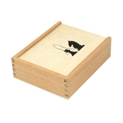 Basic Schaakstukken in kistje 77mm