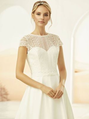Bianco Evento E324 Bolero | Maat: XXL