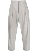 Hed Mayner pantalon crop à design plissé - Gris