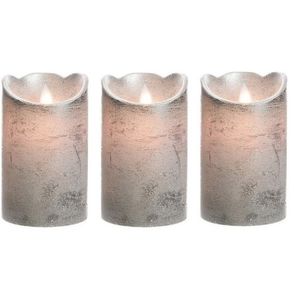 3x Zilveren LED kaarsen/stompkaarsen 12 cm flakkerend