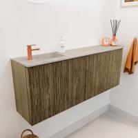 Toiletmeubel Mondiaz Joya Dlux | 111.6 cm | Meubelkleur Dusk | Faye wastafel Opalo Wasbak Links | 1 kraangat Toiletmeubel Mondiaz Joya Dlux | 111.6 cm | Meubelkleur Dusk | Faye wastafel Opalo Wasbak Links | 1 kraangat