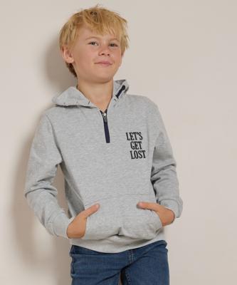 grijze trui met capuchon