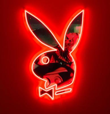 Playboy Car Bunny - Wandbord Neon - Rood LED