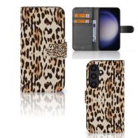 Samsung Galaxy S24 | Telefoonhoesje | Met pasjeshouder | Leopard