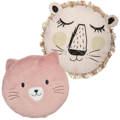 Dieren sierkussens kinderkamer - kat/poes/leeuw - roze/beige - 30/38 cm - polyester