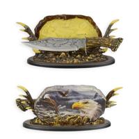 A HUNTING KNIFE ON STAND