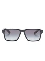 Prada Linea Rossa lunettes de soleil à design rectangulaire - Noir