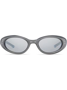 Gentle Monster lunettes de soleil Blanc G13 - Gris