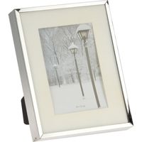 Fotolijstje/fotoframe 17 x 22 cm met zilver metalen rand