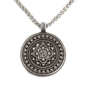 Tibetaanse Talisman OHM Rond – Zilverkleurig (35 mm) - Sieraden - Spiritueelboek.nl