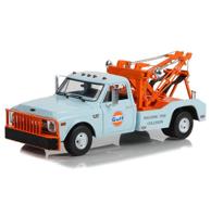Chevrolet C-30 Dually Wrecker “Gulf Oil” 1969 1:18 Chevrolet C-30 Dually Wrecker “Gulf Oil” 1969 1:18