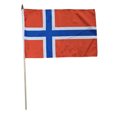Noorwegen zwaaivlag - Handvlaggetjes - aan stok - 30 x 45 cm - Supporters - Landen versieringen Noorwegen zwaaivlag - Handvlaggetjes - aan stok - 30 x 45 cm - Supporters - Landen versieringen