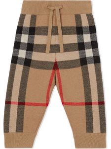 Burberry Kids pantalon de jogging à carreaux - Marron