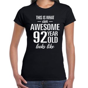 Awesome 92 year / 92 jaar cadeau t-shirt zwart dames