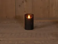 Anna&apos;s Collection LED kaars flame effect rustiek 7.5x12.5cm zwart 1 stuks