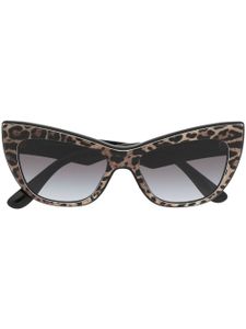 Dolce & Gabbana Eyewear lunettes de soleil à monture papillon - Marron