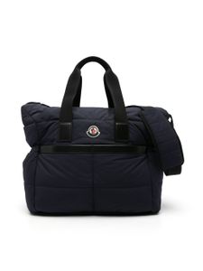 Moncler Enfant sac à langer à patch logo - Bleu