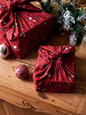 Set van 2 furoshikis Kerstman rood