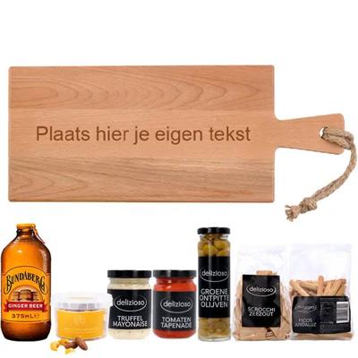 Borrelpakket met gepersonaliseerde serveerplank - Bestel nu!