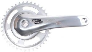 Sunrace - crankset 38t cranklengte 170mm. zilver aluminium spieloos. 92mm cover. -8mm diepte