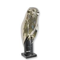 A BRONZE SCULPTURE OF AN OWL A BRONZE SCULPTURE OF AN OWL