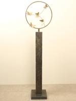 Bronzen sculptuur ring met 5 messing vlinders, Ø 32 cm