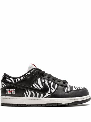 Nike baskets SB Dunk OG QS Quarter Snacks - Blanc