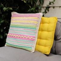 Haakpatroon Yarn and Colors Garden Party Cushion