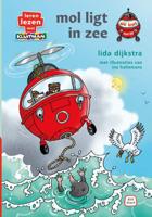 de bol van lif. mol ligt in zee (Hardback)