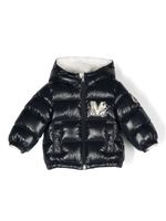 Moncler Enfant veste matelassée à logo imprimé - Bleu