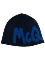 Alexander McQueen bonnet à logo en maille intarsia - Bleu - thumbnail