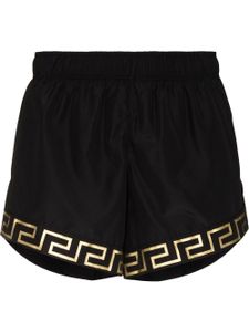 Versace short de bain Greca à logo imprimé - Noir