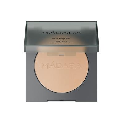 MÁDARA Air Equal Soft Silk Mineral Powder 2 Beige 9gr
