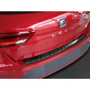 Zwart RVS Bumper beschermer passend voor Seat Leon (5F) ST 2013-2017 & 2017- 'RIbs' AV245119