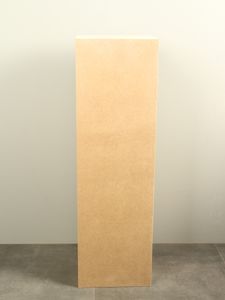 Sokkel onbehandeld MDF 100x30x30 cm.