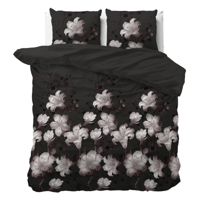 Dekbedovertrek Dark Flower - Tweepersoons (200x200 Cm) - Zwart Polyester-katoen - Bloemen - Sleeptime Elegance - Dekbed-Discounter.nl Dekbedovertrek Dark Flower - Tweepersoons (200x200 Cm) - Zwart Polyester-katoen - Bloemen - Sleeptime Elegance - Dekbed-Discounter.nl