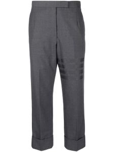 Thom Browne pantalon court en laine à détails 4 bandes signature - Gris