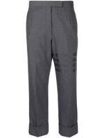 Thom Browne pantalon court en laine à détails 4 bandes signature - Gris