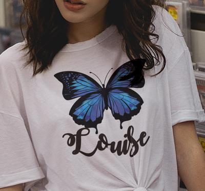 Vlinders t-shirts Mooie en kleurrijke vlinder