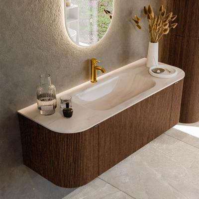 Badmeubel Mondiaz Kurve-Dlux | 130 cm | Meubelkleur Walnut | Wastafelkleur Meli | Solid surface | Wasbak midden spoelbak | 1 kraangat