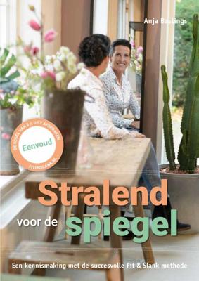 Stralend voor de spiegel (Paperback)