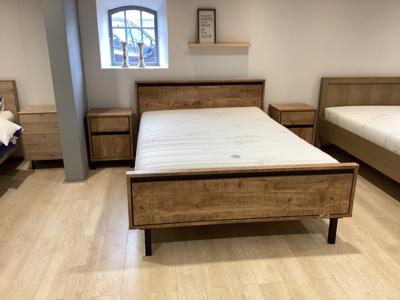 Mila 140x200 cm Ledikant Showmodel