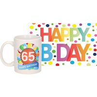 Verjaardag cadeau mok/beker 65 jaar print 300 ml + A5-size wenskaart Happy Birthday