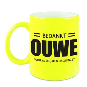 Bedankt ouwe voor de halve inzet pensioen mok / beker neon geel afscheidscadeau 330 ml