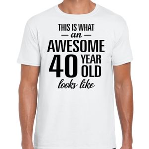 Awesome 40 year / 40 jaar cadeau t-shirt wit heren